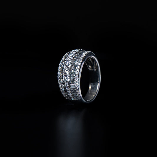 18K White Gold Natural Diamond Baguette Ring